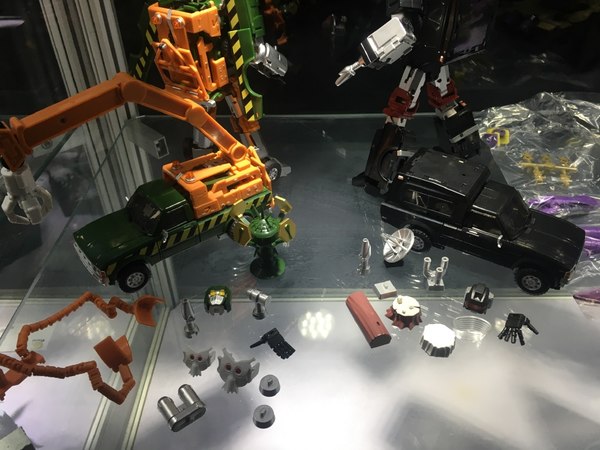 Third Party Products On Display   DX9, Toyworld, Maketoys, Iron Factory And More Xtransbots  (30 of 31)